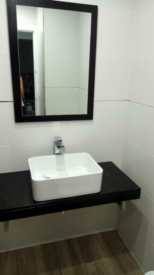 קורדובה Luxury Viana Apartments מראה חיצוני תמונה